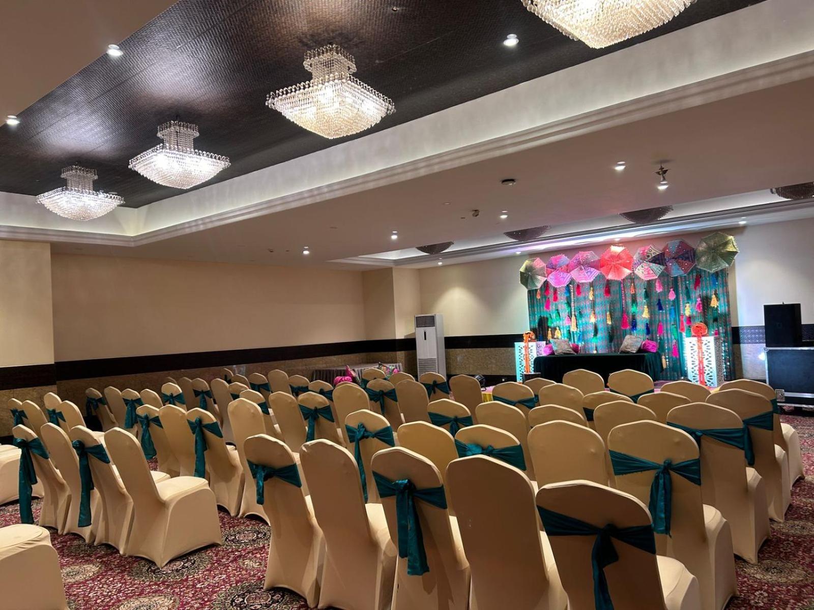 Saura Hotel, Agra - A Club Mahindra Associate Luaran gambar
