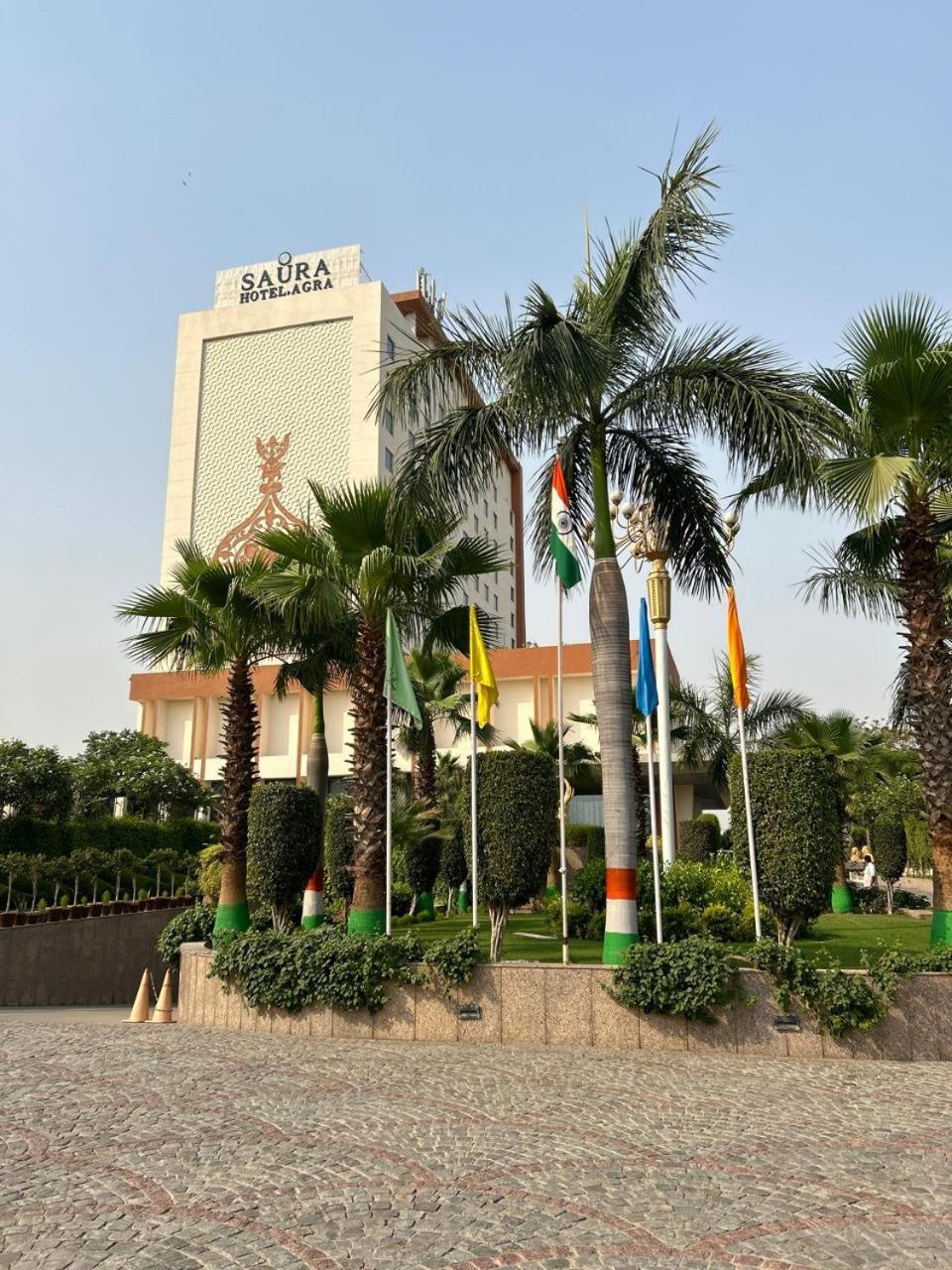 Saura Hotel, Agra - A Club Mahindra Associate Luaran gambar