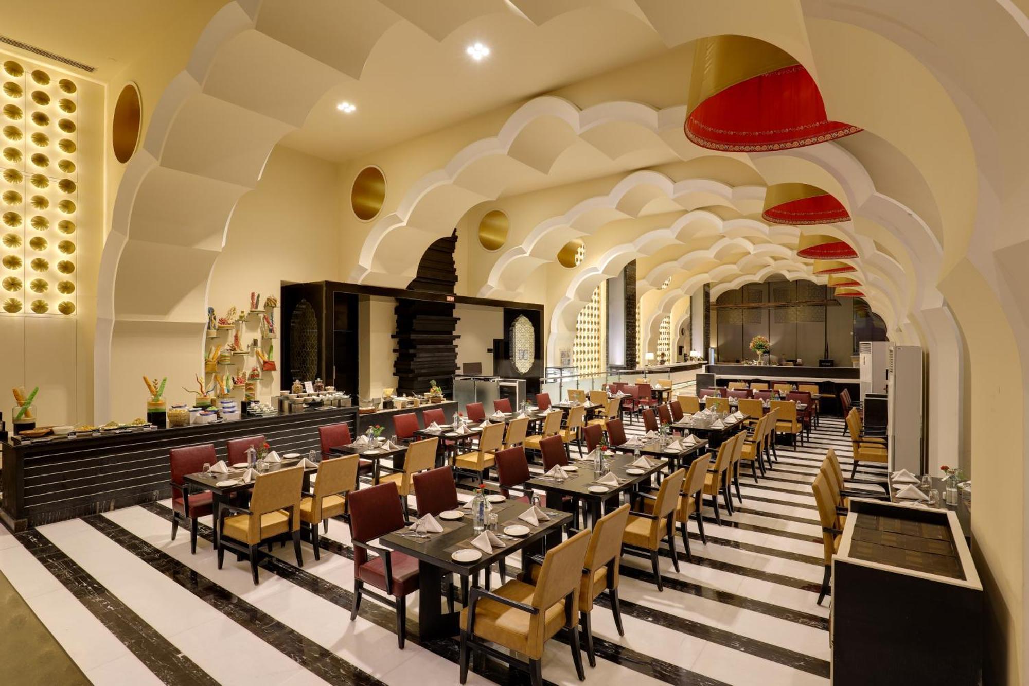 Saura Hotel, Agra - A Club Mahindra Associate Luaran gambar