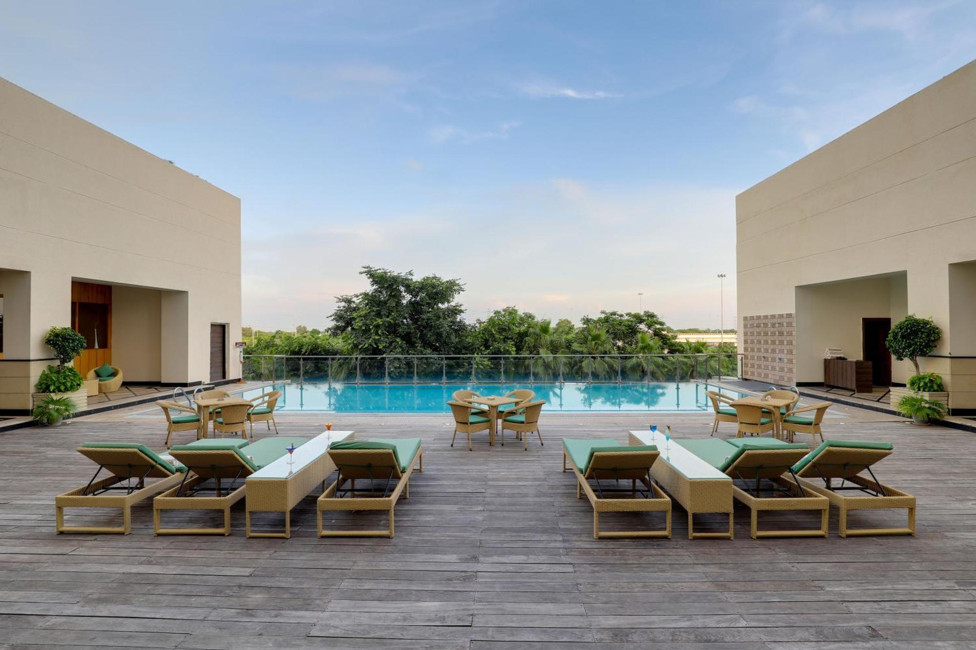 Saura Hotel, Agra - A Club Mahindra Associate Luaran gambar