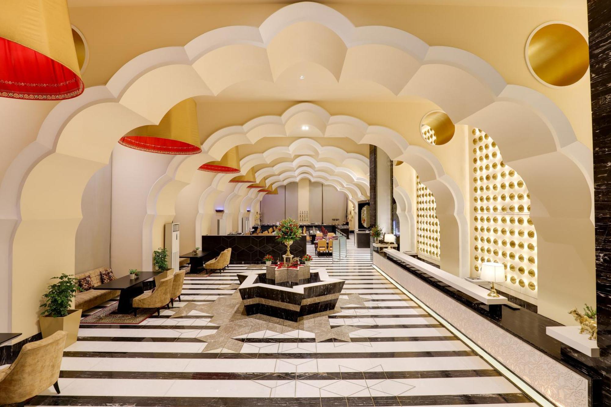 Saura Hotel, Agra - A Club Mahindra Associate Luaran gambar