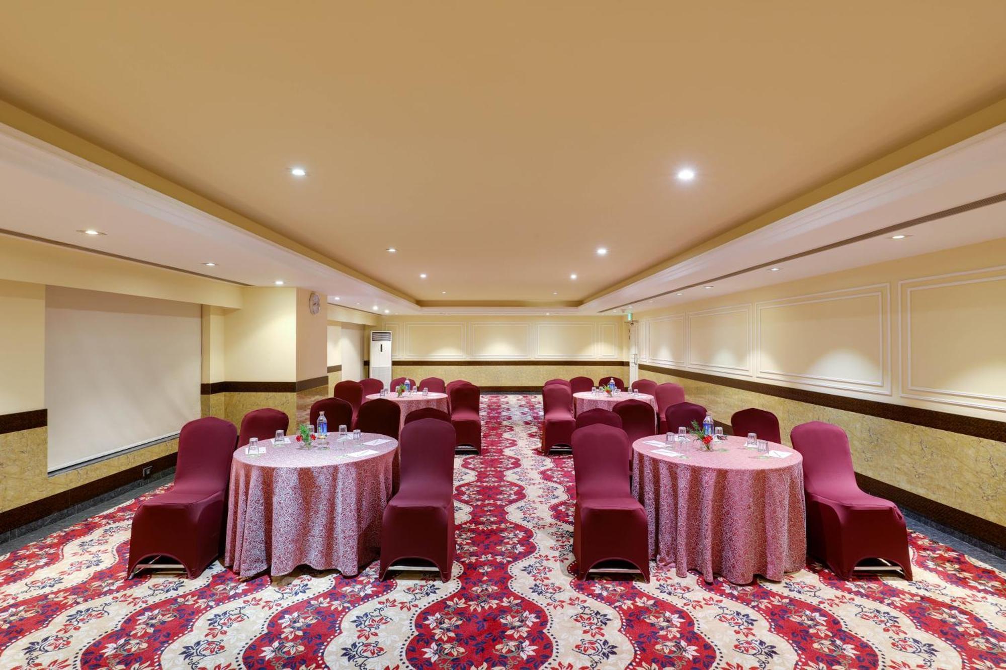 Saura Hotel, Agra - A Club Mahindra Associate Luaran gambar
