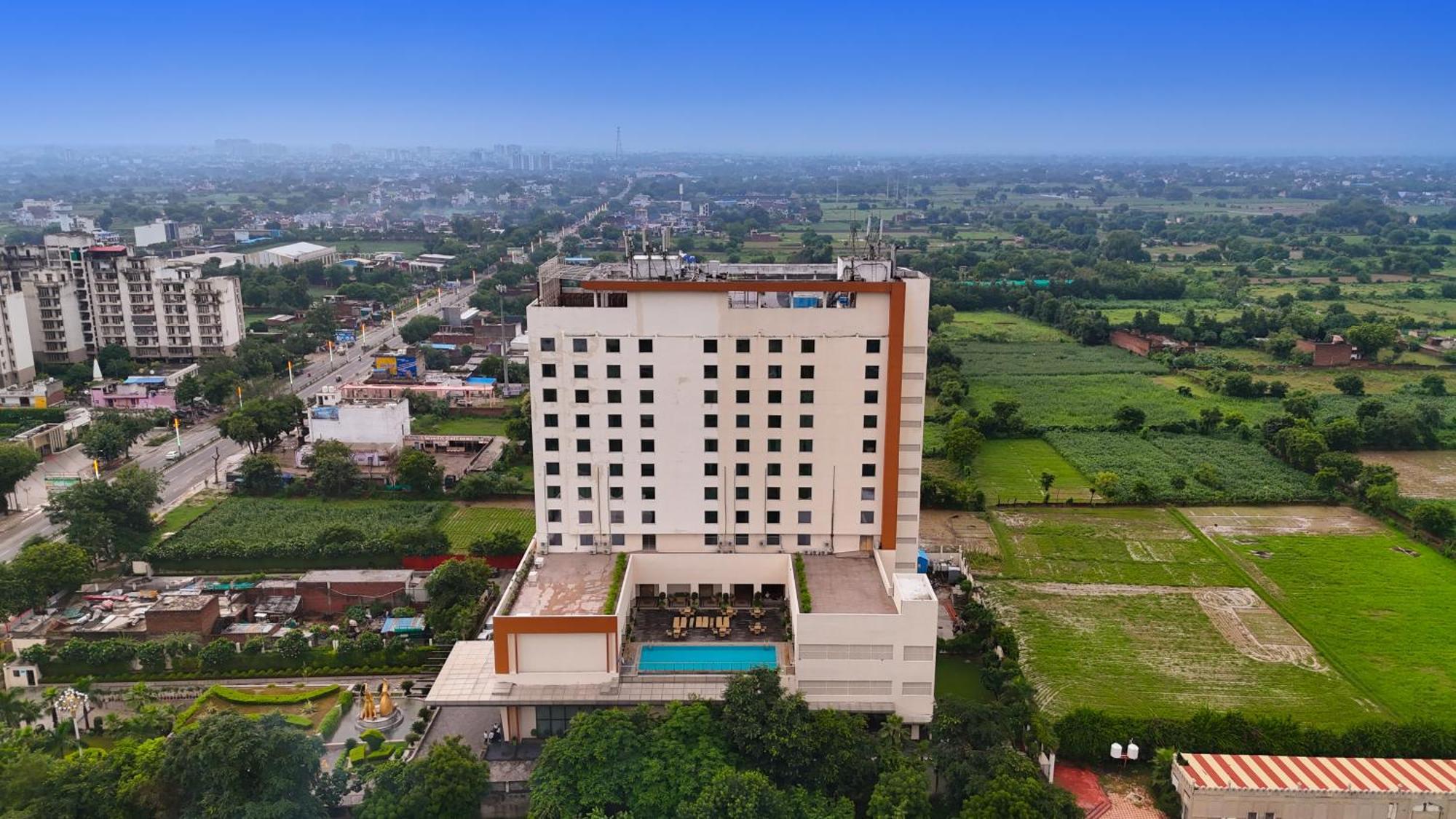Saura Hotel, Agra - A Club Mahindra Associate Luaran gambar