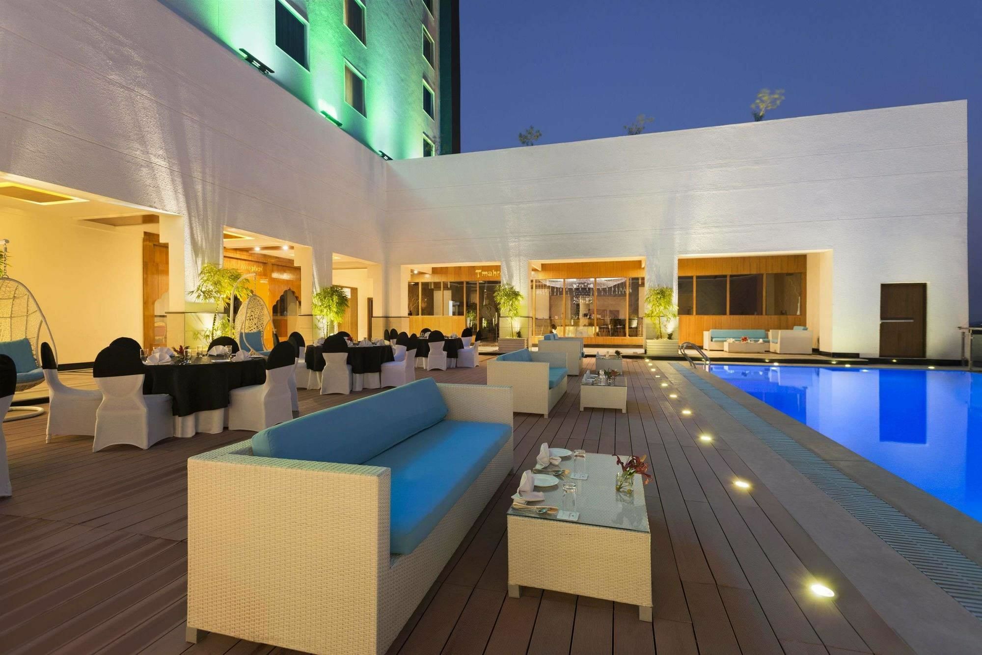 Saura Hotel, Agra - A Club Mahindra Associate Luaran gambar